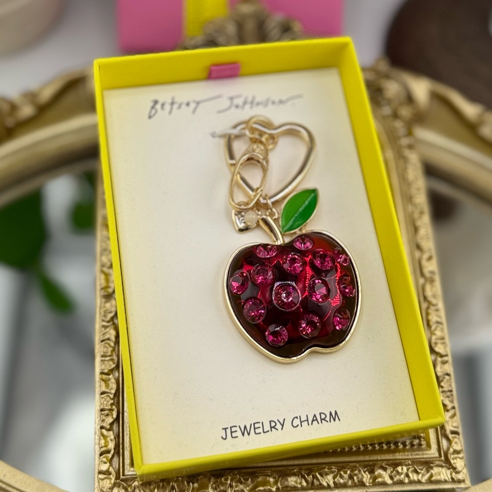 Betsey Johnson Apple Jewelry Charm Keychain